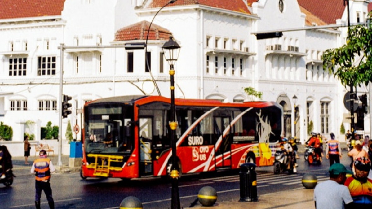 7 Destinasi Favorit dari Surabaya yang Cocok Dikunjungi Menggunakan Mobil Rental